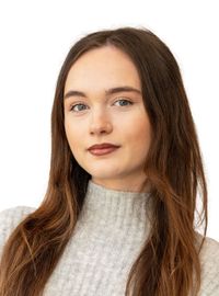 Summer Russell - Sandfords