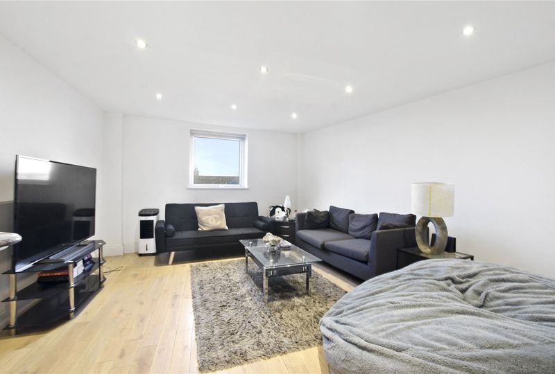 Annes Court, Palgrave Gardens, London, NW1 - Sandfords