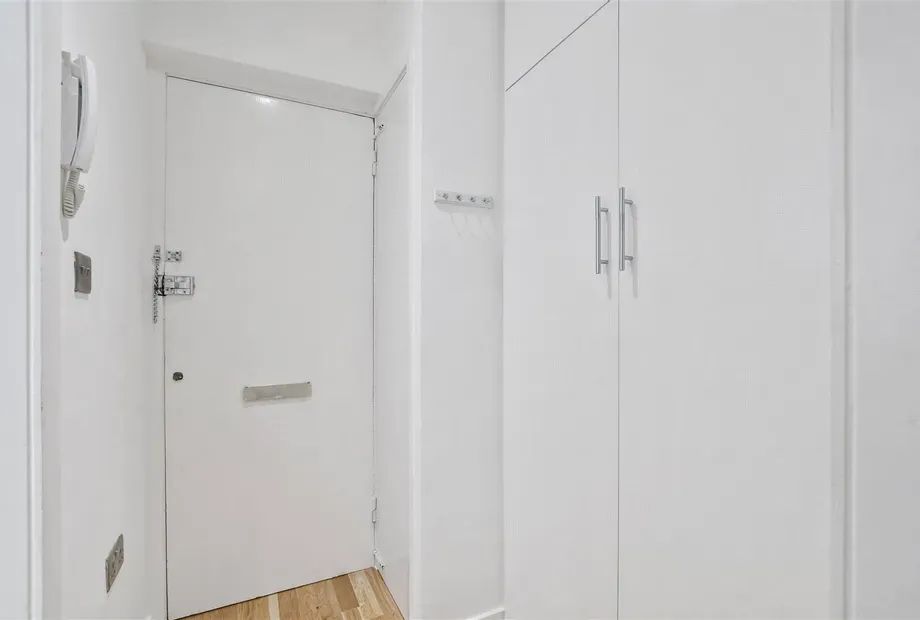 Cumberland Terrace Mews, Regent's Park, London, NW1 - Sandfords