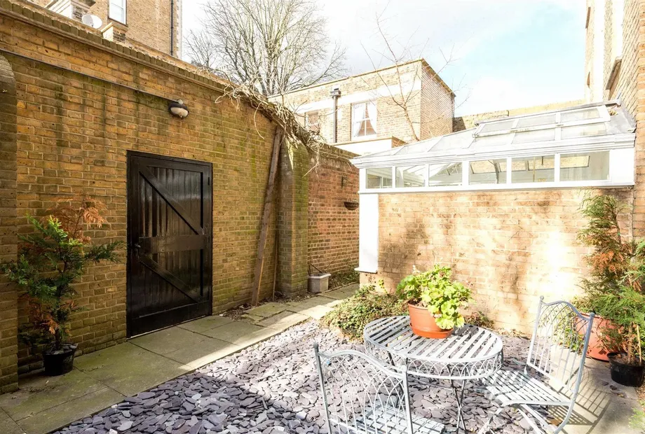 Colosseum Terrace, Regent's Park, London, NW1 - Sandfords