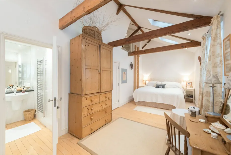 Devonshire Mews West, Marylebone, London, W1G - Sandfords