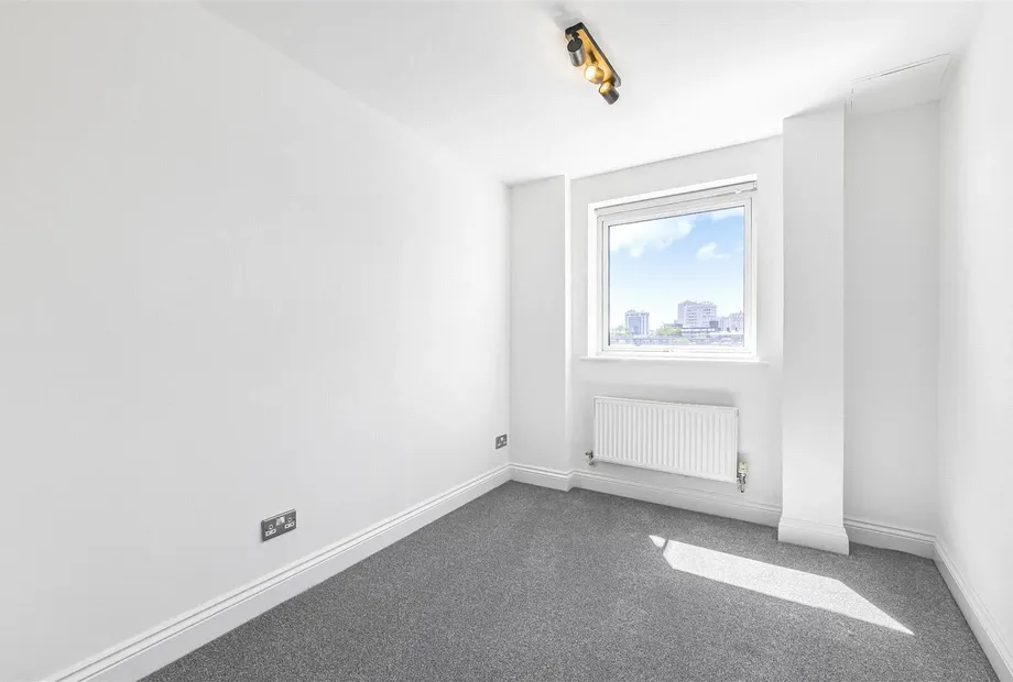 Elizabeth Court, 1 Palgrave Gardens, London, NW1 - Sandfords