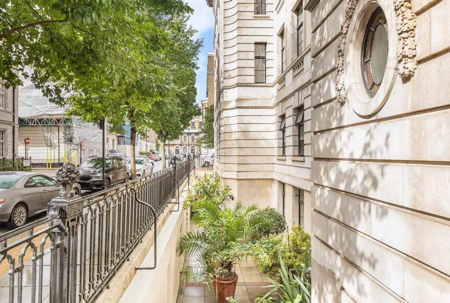 Mansfield Street, Marylebone, London, W1G - Sandfords