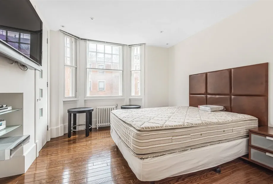 Freshwater Court, 59A Crawford Street, Marylebone, London, W1H - Sandfords