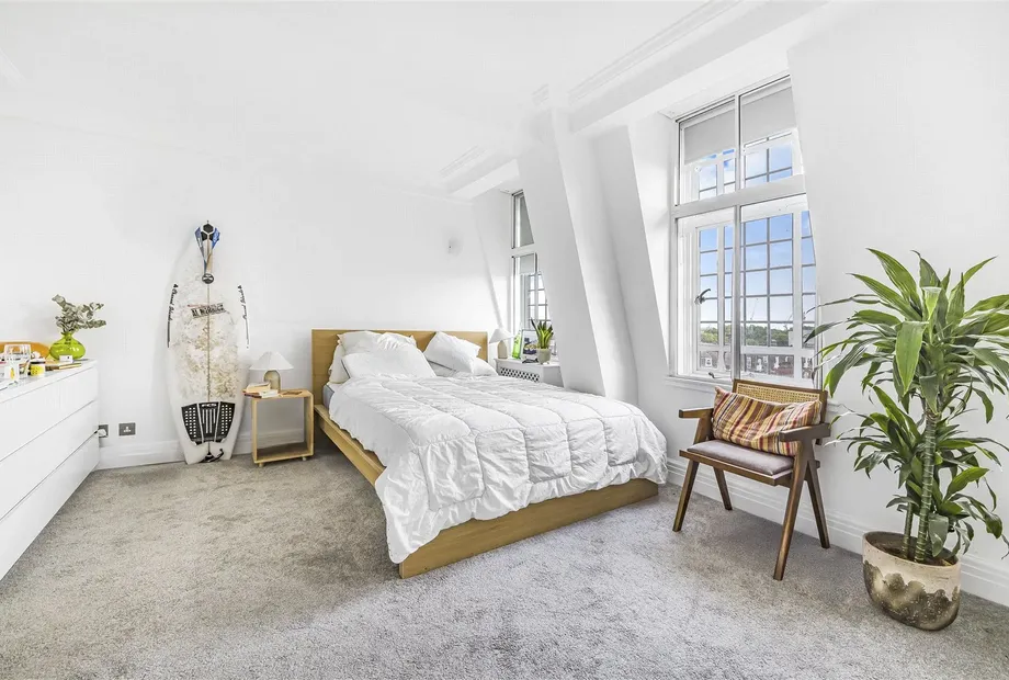 Chiltern Court, Baker Street, London, NW1 - Sandfords