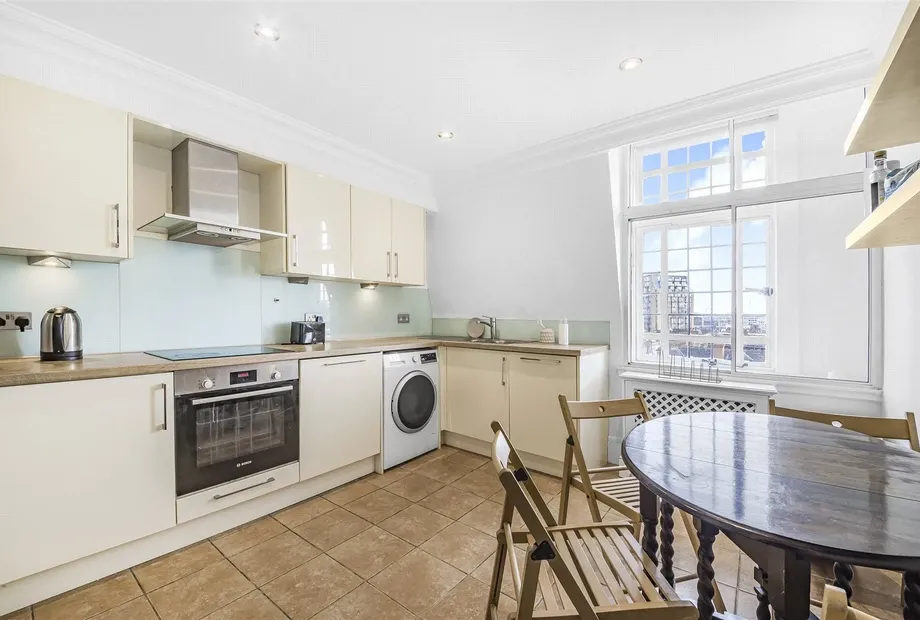 Chiltern Court, Baker Street, London, NW1 - Sandfords