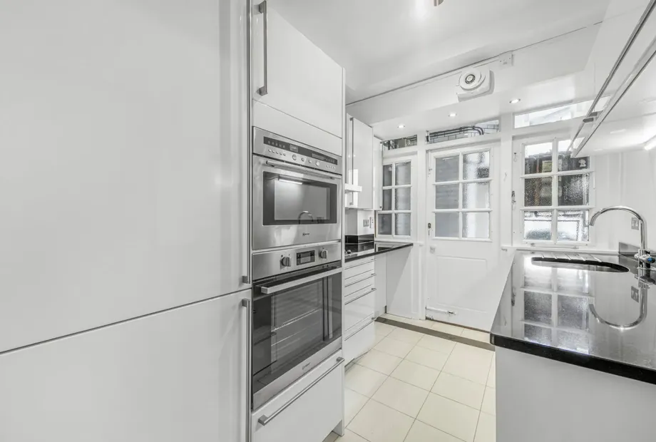 Rossetti House, 106-107 Hallam Street, London, W1W - Sandfords