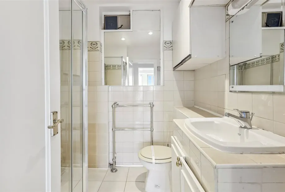 Ivor Court, Gloucester Place, London, NW1 - Sandfords