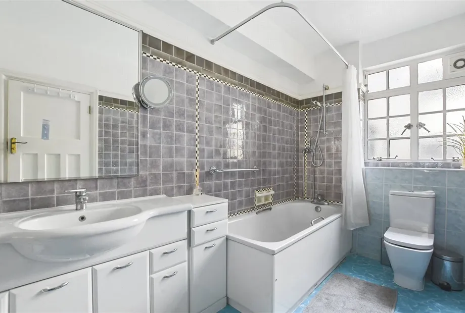 Chiltern Court, Baker Street, London, NW1 - Sandfords