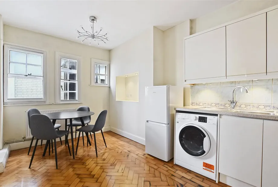 Chiltern Court, Baker Street, London, NW1 - Sandfords
