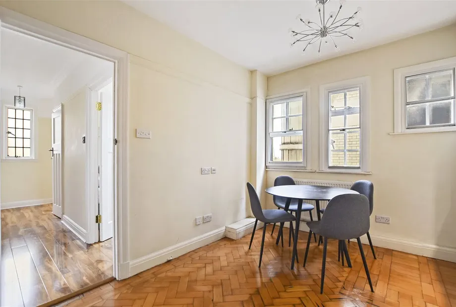 Chiltern Court, Baker Street, London, NW1 - Sandfords