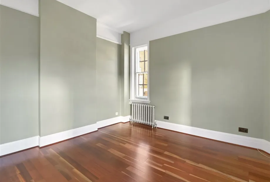 Baker Street, London, NW1 - Sandfords