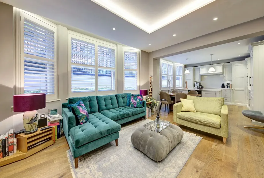 Portman Mansions, Chiltern Street, London, W1U - Sandfords