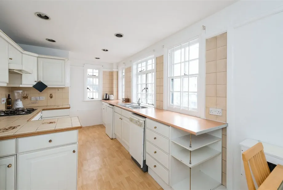 Chiltern Court, Baker Street, London, NW1 - Sandfords