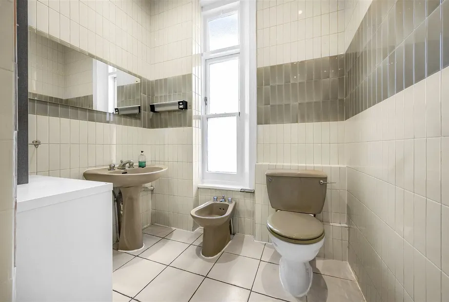 Wigmore Mansions, 90 Wigmore Street, Marylebone, London, W1U - Sandfords