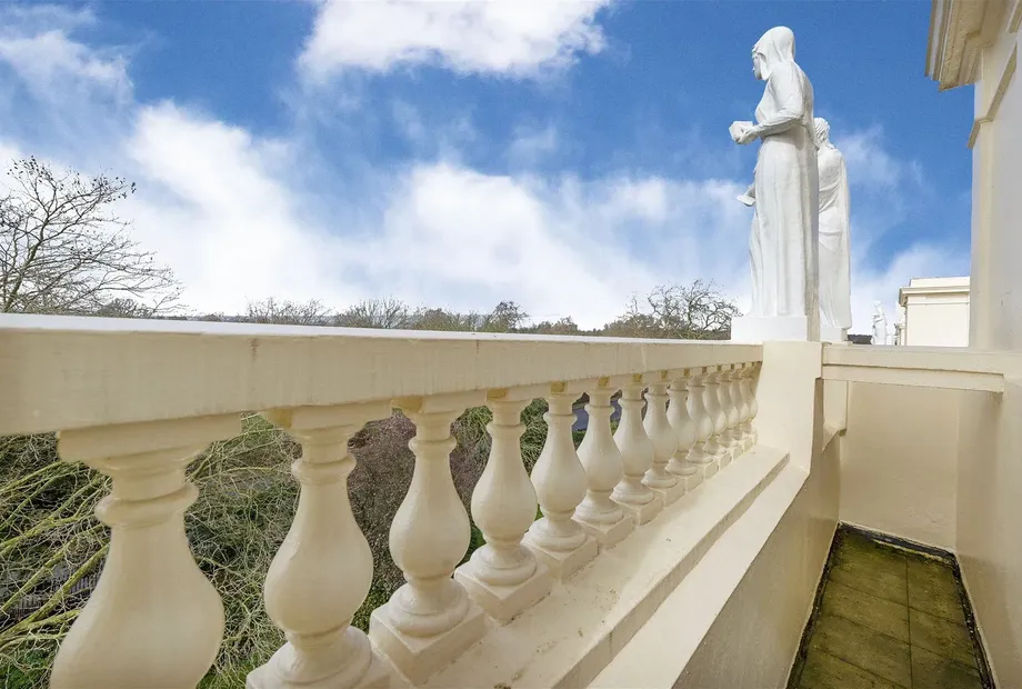 Cumberland Terrace, Regent's Park, London, NW1 - Sandfords