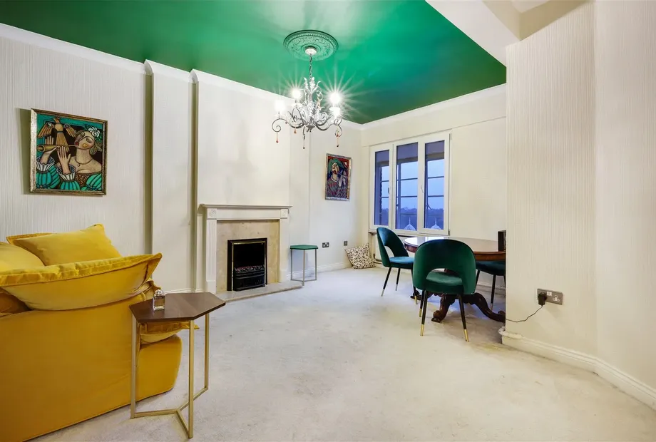 Rossmore Court, Park Road, London, NW1 - Sandfords
