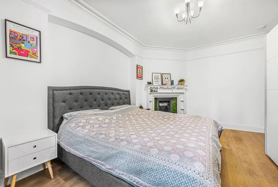 Clarence Gate Gardens, Glentworth Street, London, NW1 - Sandfords