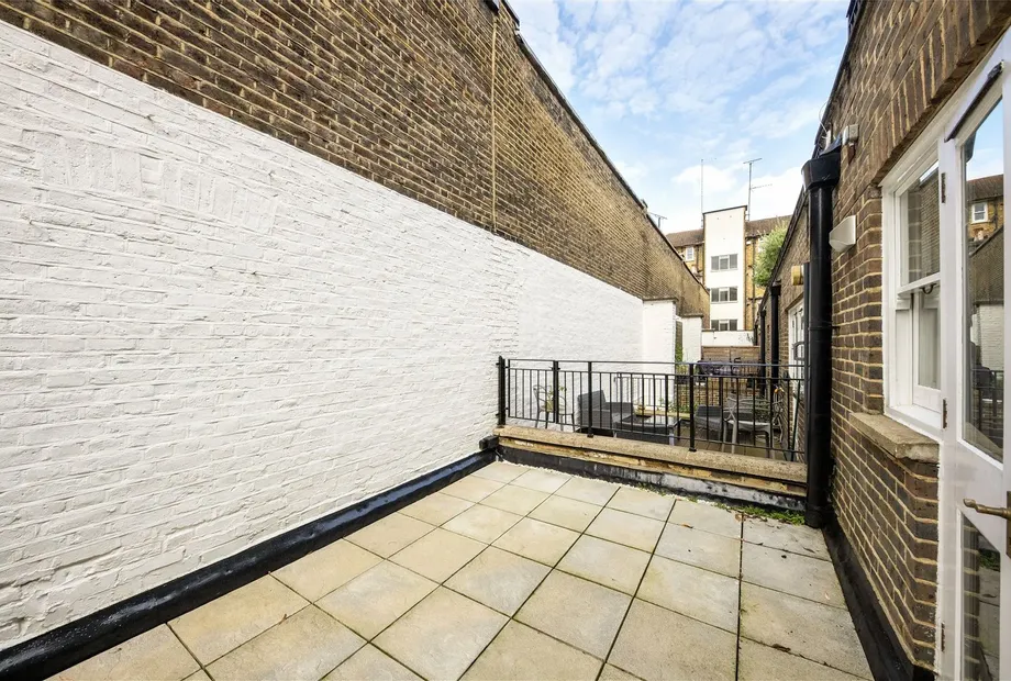 Tennyson Court 10-14, Dorset Square, Marylebone, NW1 - Sandfords