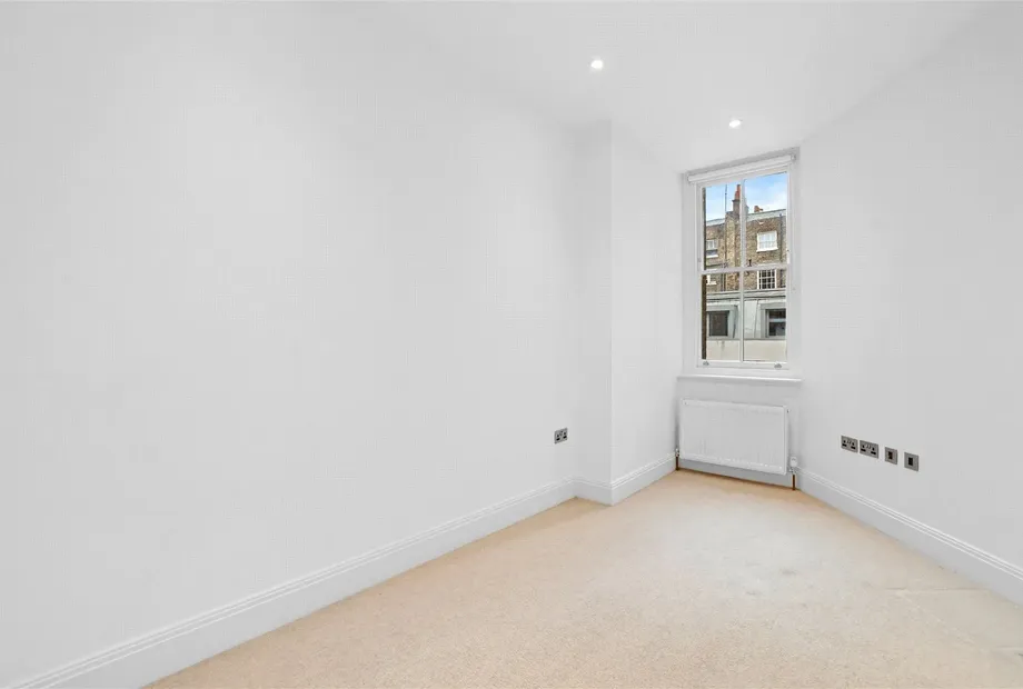 Clarence Gate Gardens, Glentworth Street, London, NW1 - Sandfords