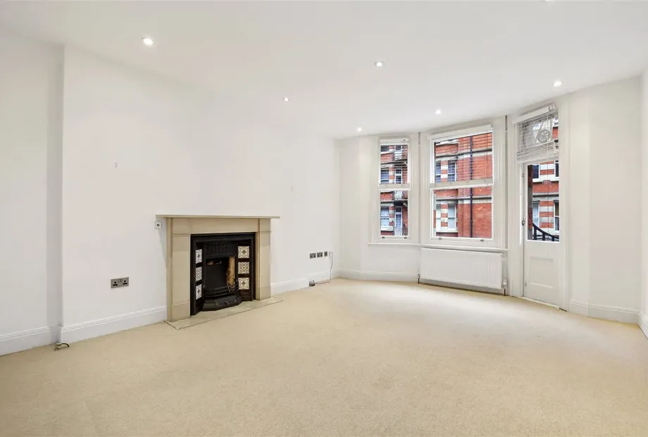 Clarence Gate Gardens, Glentworth Street, London, NW1 - Sandfords