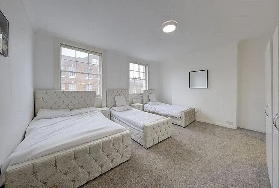 Molyneux Street, Marylebone, London, W1H - Sandfords