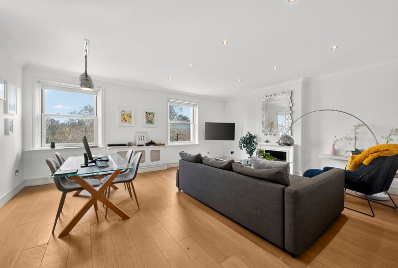 17 Park Road, Regent's Park, London, NW1 - Sandfords