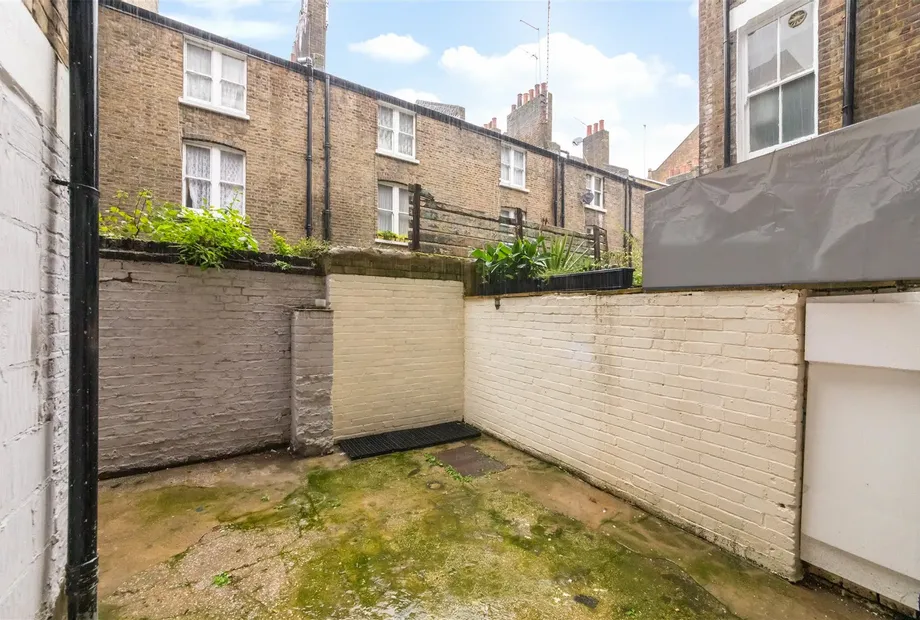 29 Daventry Street, London, NW1 - Sandfords