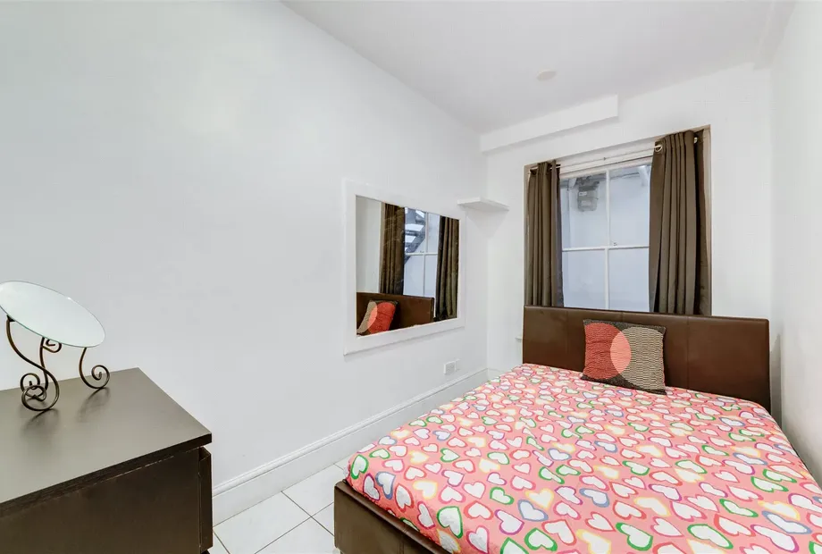 29 Daventry Street, London, NW1 - Sandfords