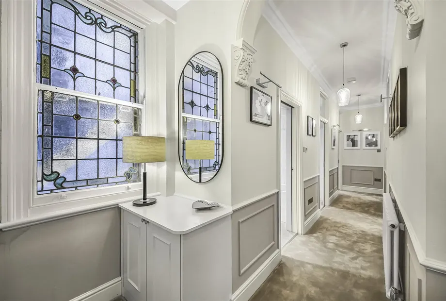 Clarence Gate Gardens, Glentworth Street, London, NW1 - Sandfords