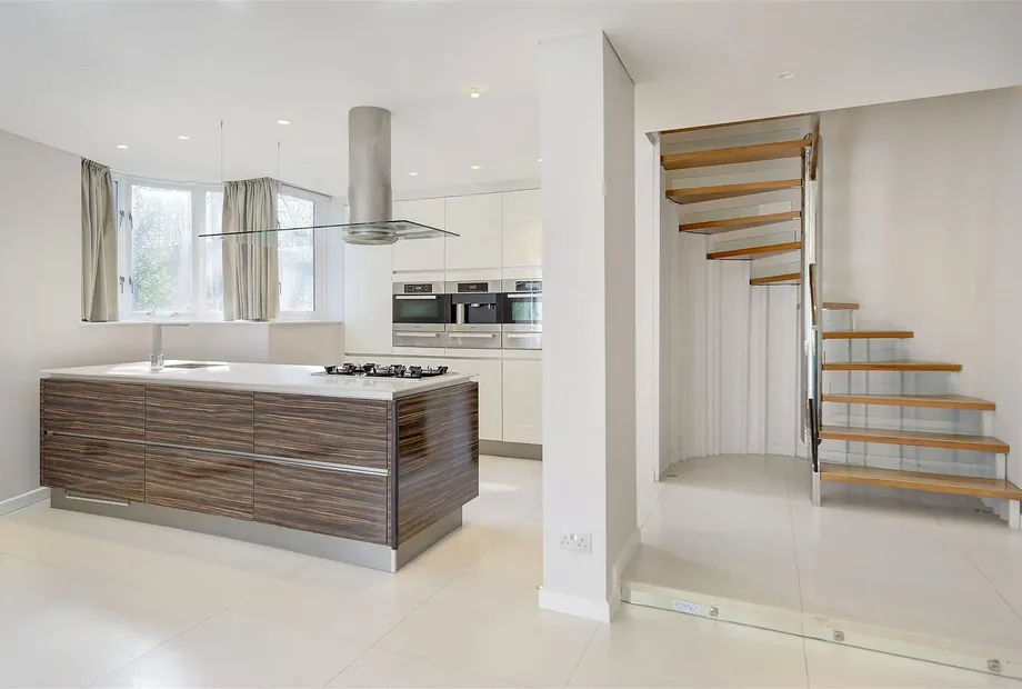 Firecrest Drive, Hampstead, London, NW3 - Sandfords