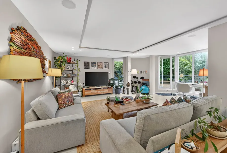 Savoy Court, Firecrest Drive, Hampstead, London, NW3 - Sandfords