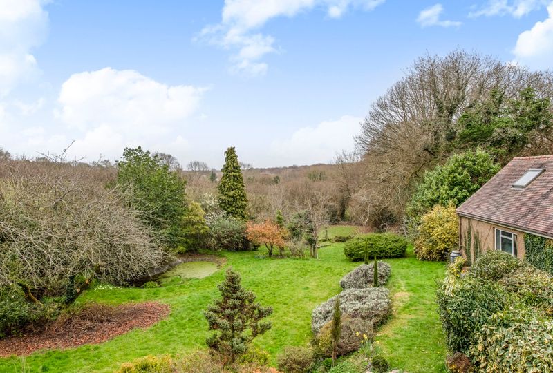 Crowell Hill, Chinnor, Oxfordshire, OX39 - Sandfords