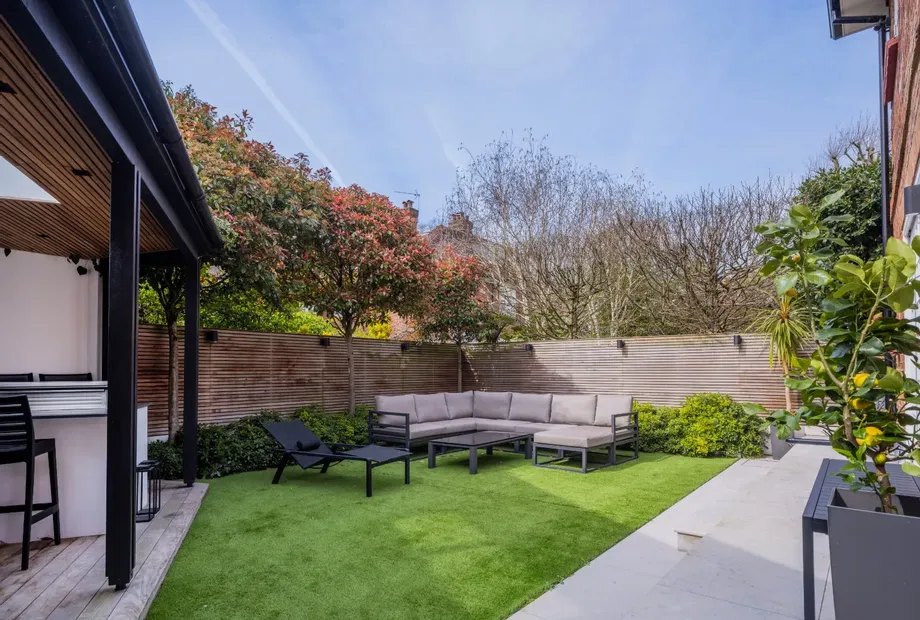 Perceval Avenue, Belsize Park, London, NW3 - Sandfords