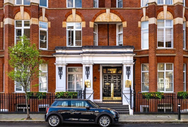 Upper Montagu Street, Marylebone, London, W1H - Sandfords