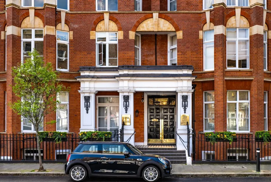 Upper Montagu Street, Marylebone, London, W1H - Sandfords