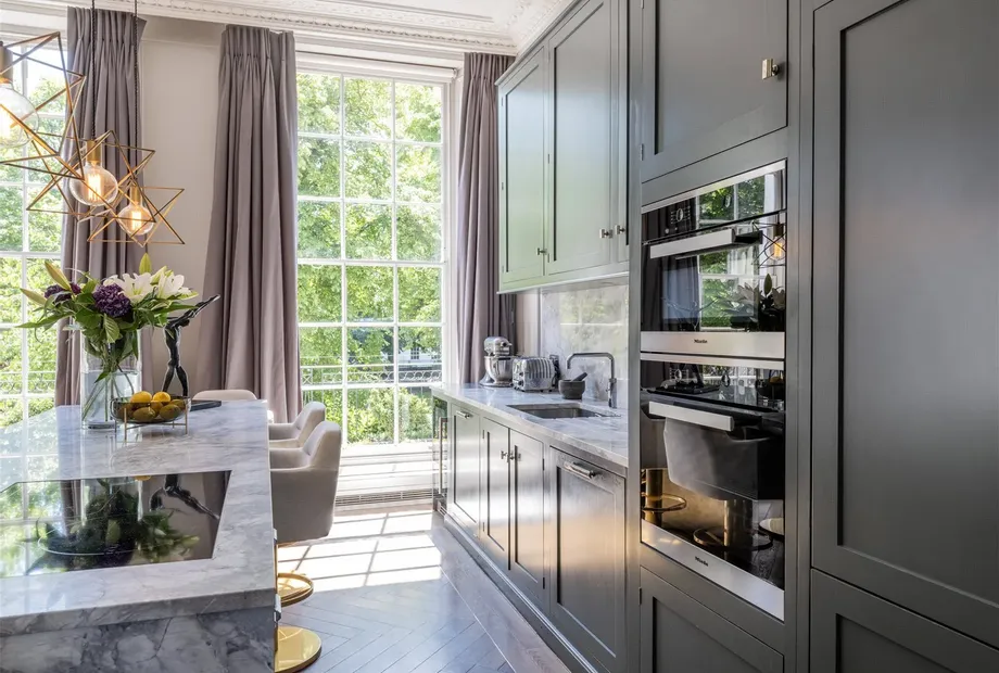 Tennyson Court, Dorset Square, Marylebone, London, NW1 - Sandfords