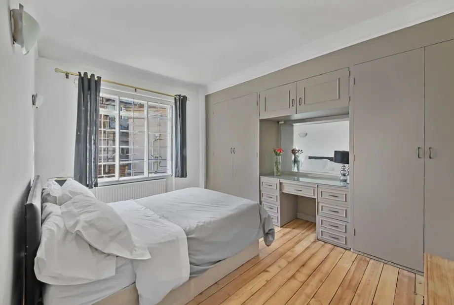 Park Road, London, NW1 - Sandfords