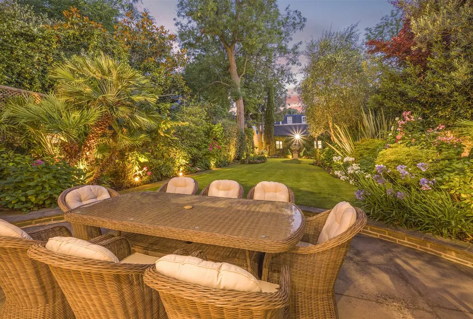 Addison Road, Kensington, London, W14 - Sandfords