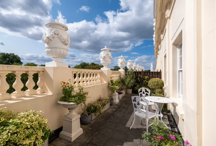 Cumberland Terrace, Regent's Park, London, NW1 - Sandfords
