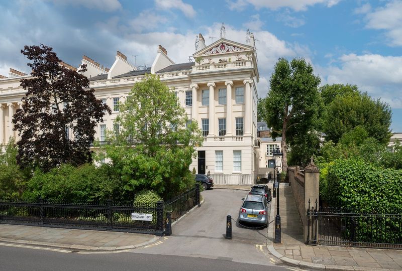 Gloucester Gate, Regent's Park, London, NW1 - Sandfords