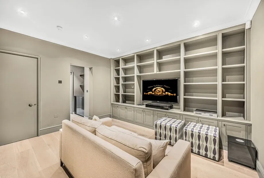 Albany Street, Regent's Park, London, NW1 - Sandfords