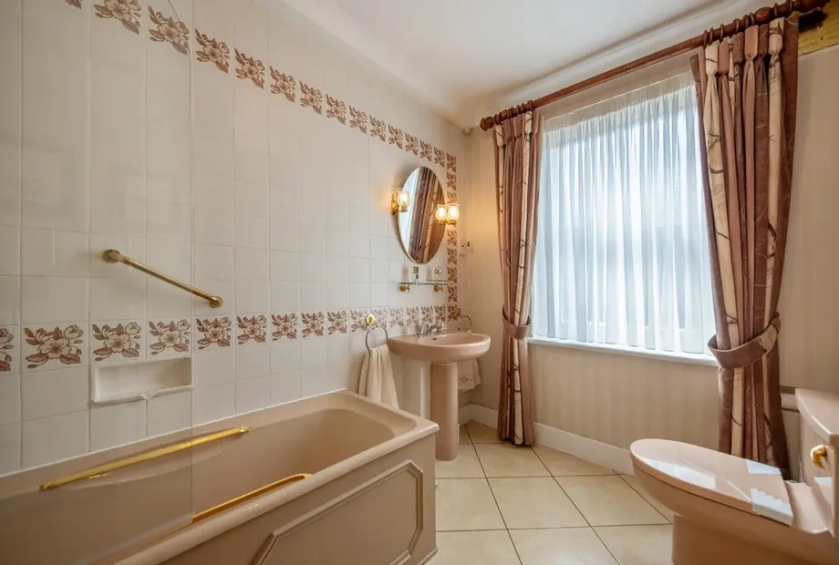 Montagu Square, Marylebone, London, W1H - Sandfords