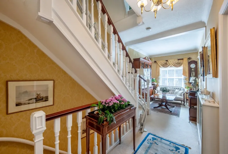 Montagu Square, Marylebone, London, W1H - Sandfords