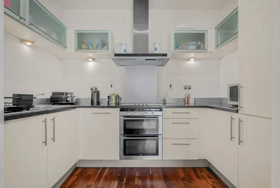 South Quay Square, London, E14 - Sandfords