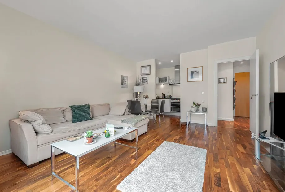 South Quay Square, London, E14 - Sandfords