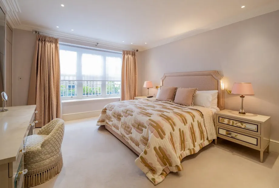 St. Katharines Precinct, Regent's Park, London, NW1 - Sandfords