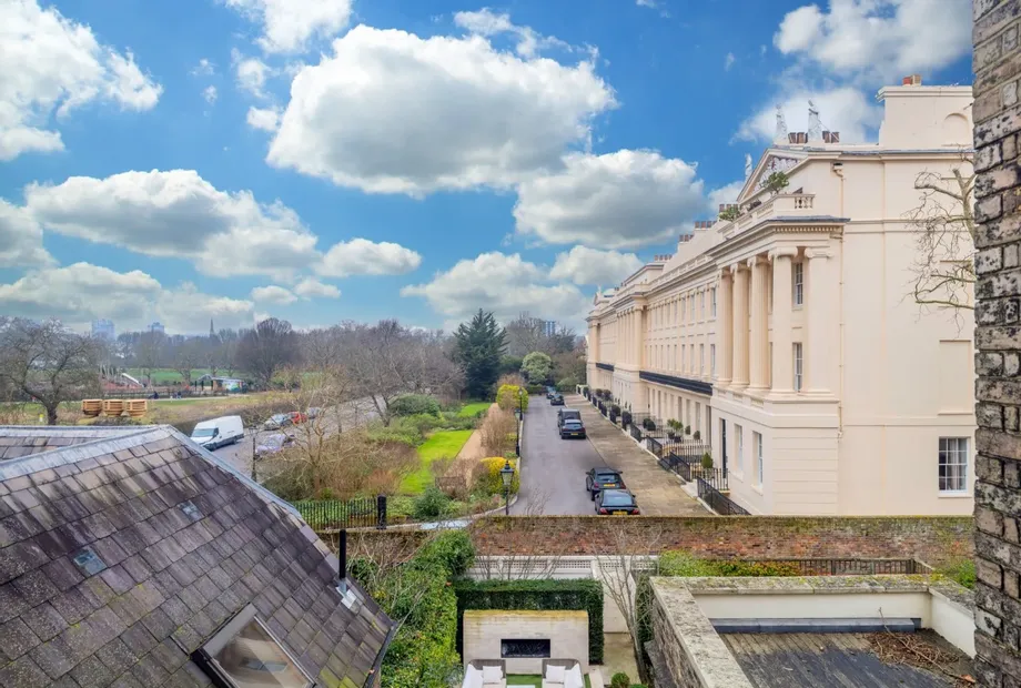 St. Katharines Precinct, Regent's Park, London, NW1 - Sandfords