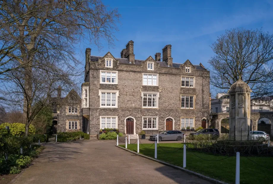 St. Katharines Precinct, Regent's Park, London, NW1 - Sandfords