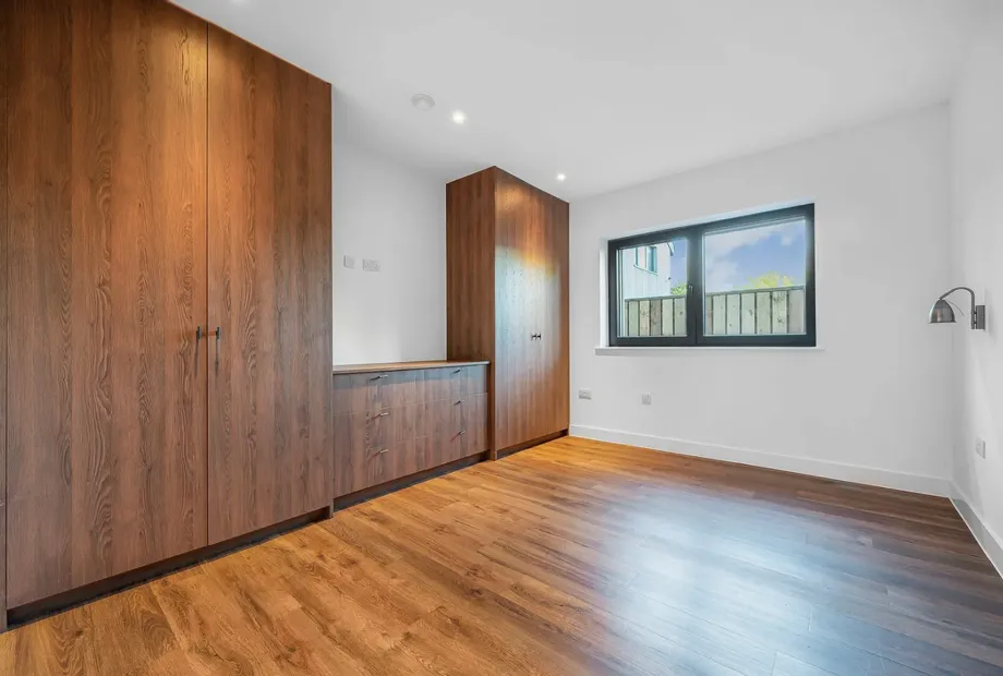 Haven Place, Park Street Lane, Park Street, St. Albans, AL2 - Sandfords